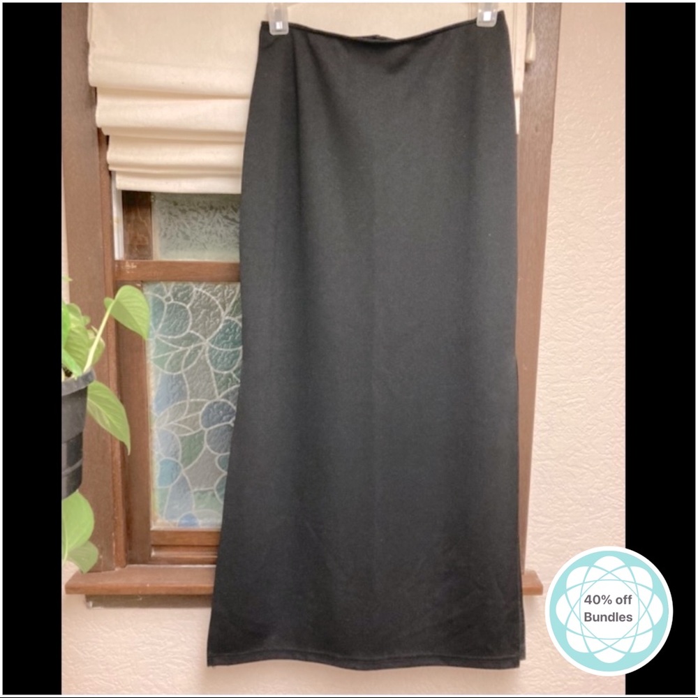 👛 Joe Benbasset (Union made) easy, versatile black maxi skirt, small